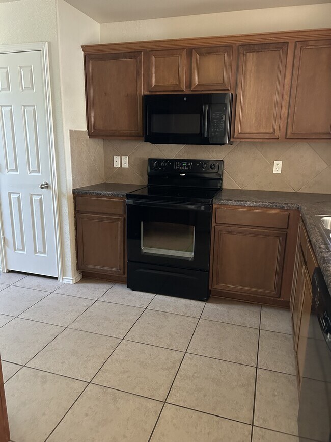 Foto del edificio - 5304 Willamette Ln