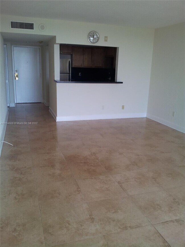Building Photo - 13499 Biscayne Blvd