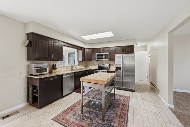 Foto del edificio - 1040 S Fulton St