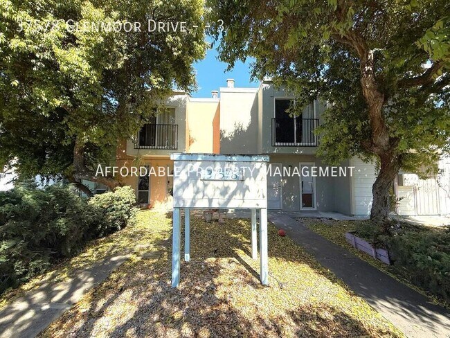 Foto del edificio - 37578 Glenmoor Dr