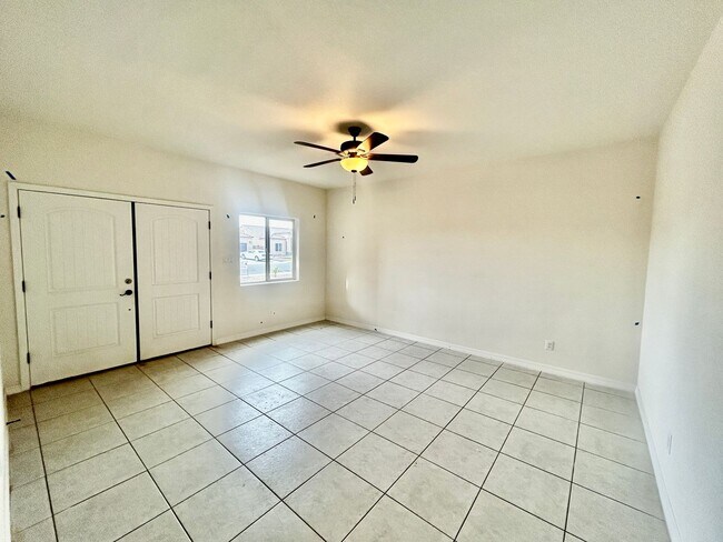 Foto del edificio - Contemporary La Vida Home, 2024 Build