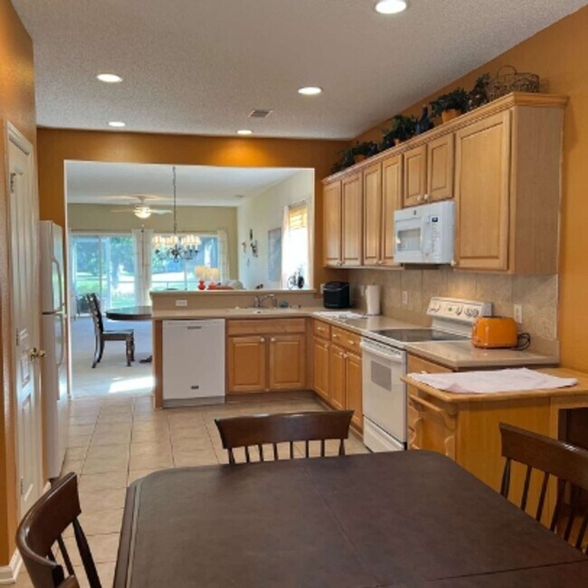 Foto del edificio - 133 Stratford Village Way