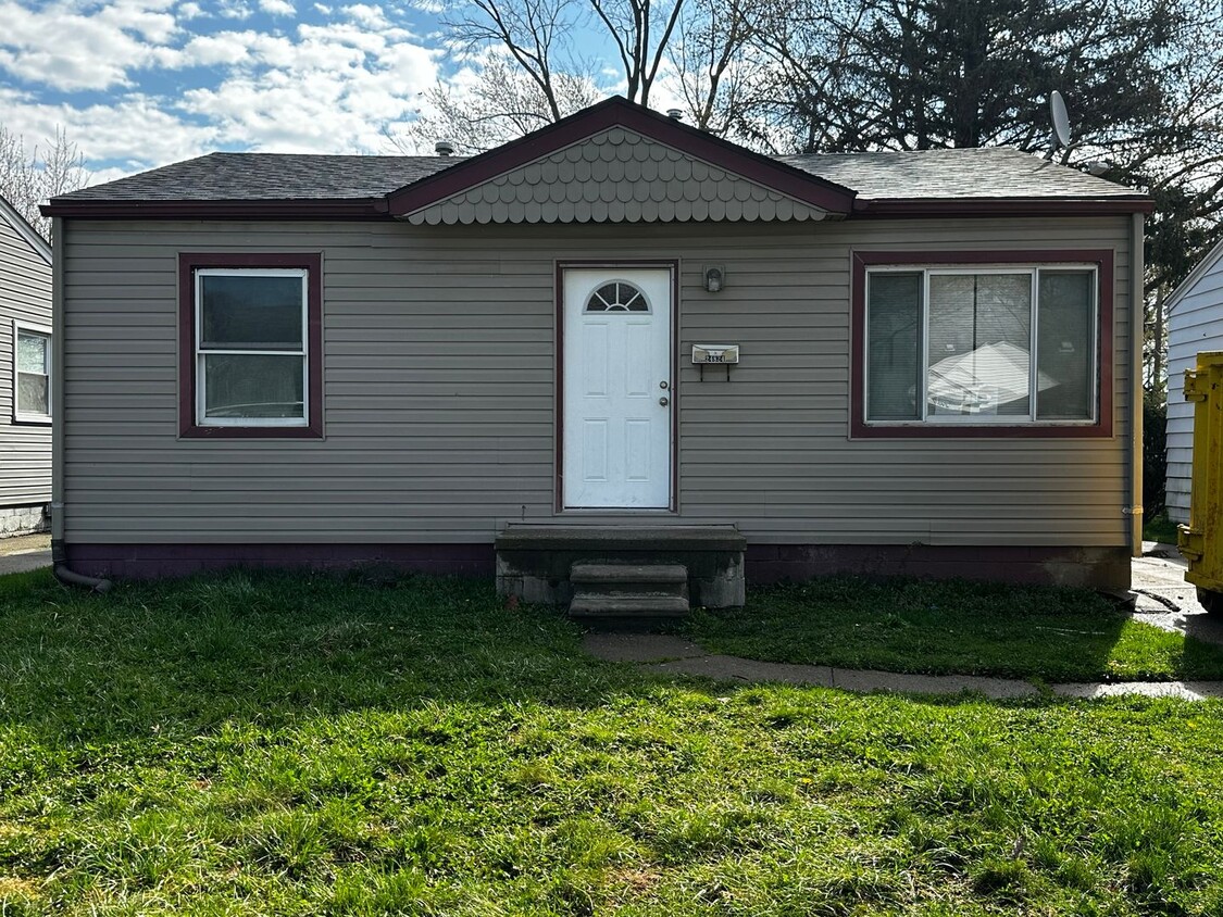 Foto principal - 2 Bedroom Home In Warren