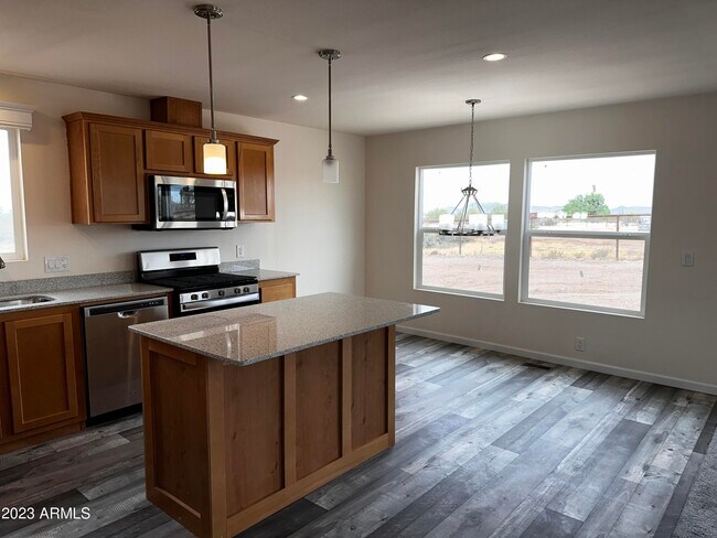 Building Photo - 25417 OPPORTUNITY Way