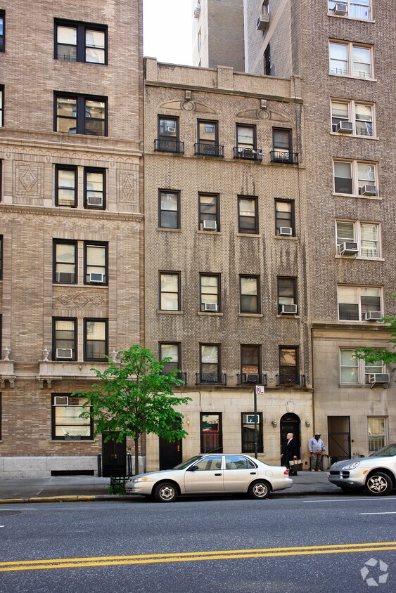 Primary Photo - 147 W 86th St