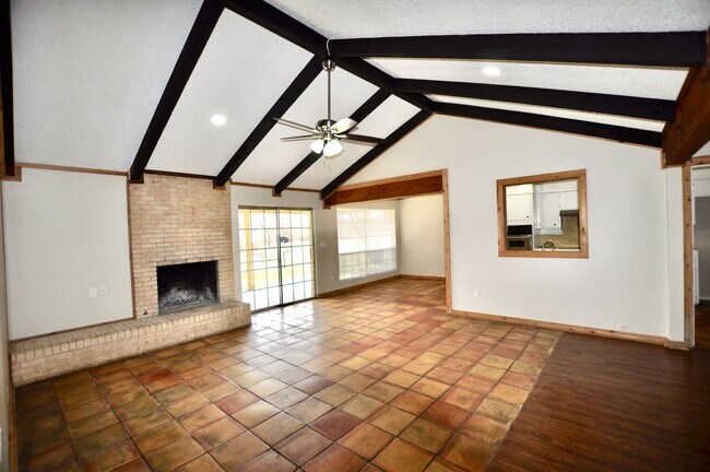 Building Photo - FOR LEASE! 3 BR - 2 BA - 2 Ranch Style Brick House in Brock ISD. Approximately 2+ Fenced Acres fo...
