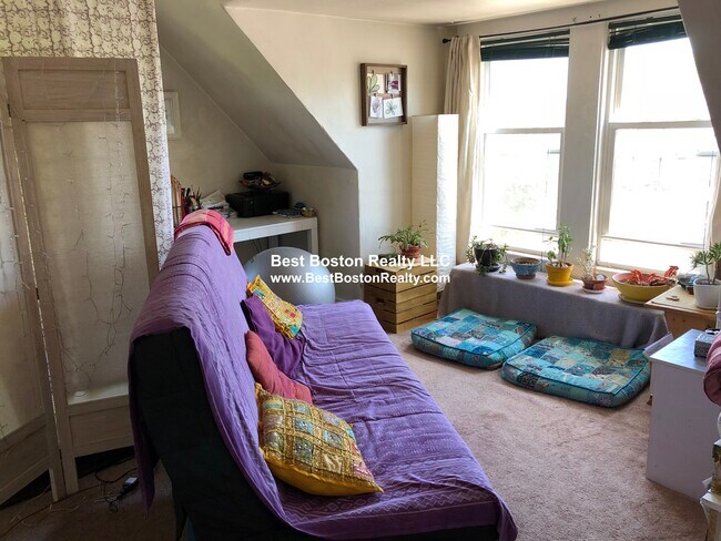 Foto del edificio - 220 Concord Ave