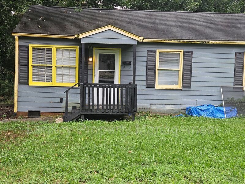 Primary Photo - 811 Carver Street
