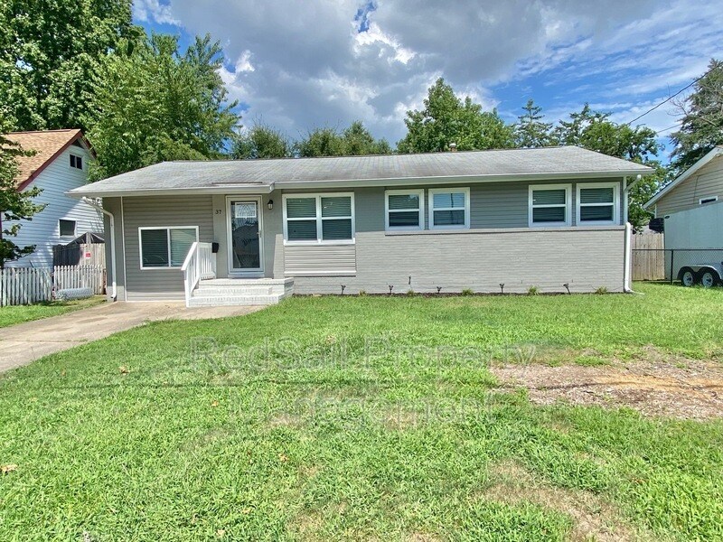 Primary Photo - 37 Pennwood Dr