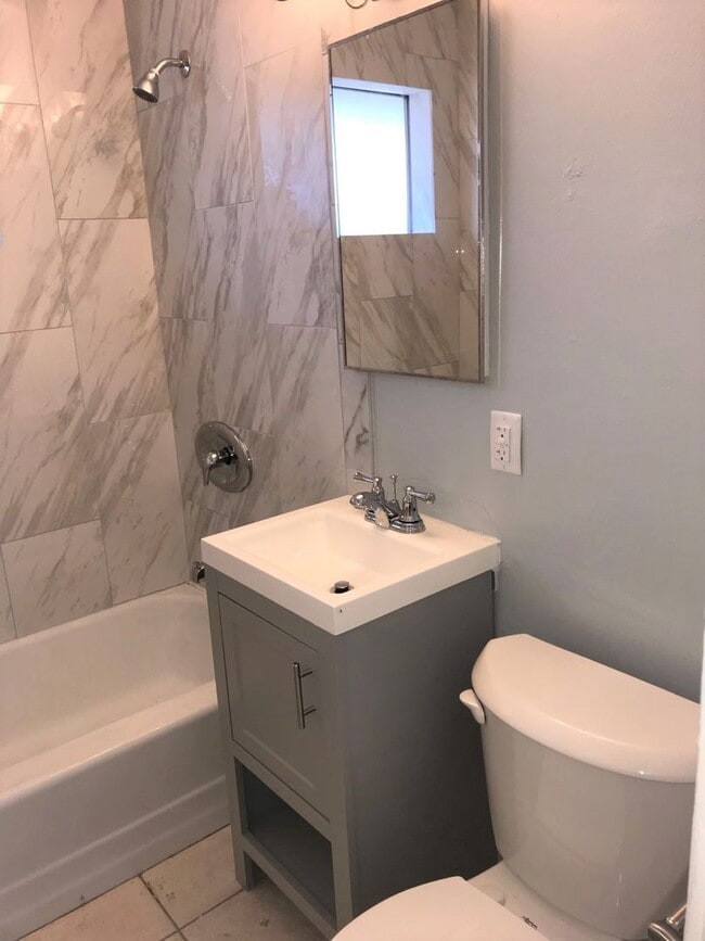 Building Photo - Comming SOON !! Beautiful 3 Bed 2 Bath Hom...