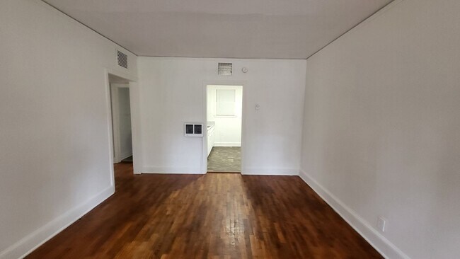 Foto del edificio - Two Bedroom Apt For Rent in Sumter SC!  2 ...