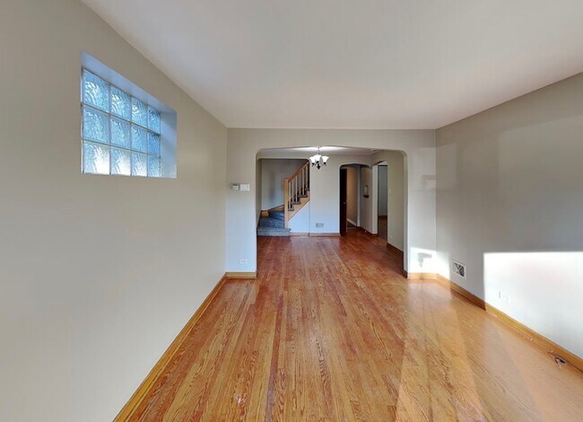 Foto del edificio - 3545 Wesley Ave