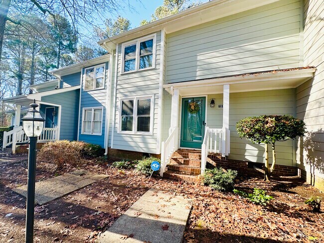 Foto del edificio - 1515 Edgeside Ct