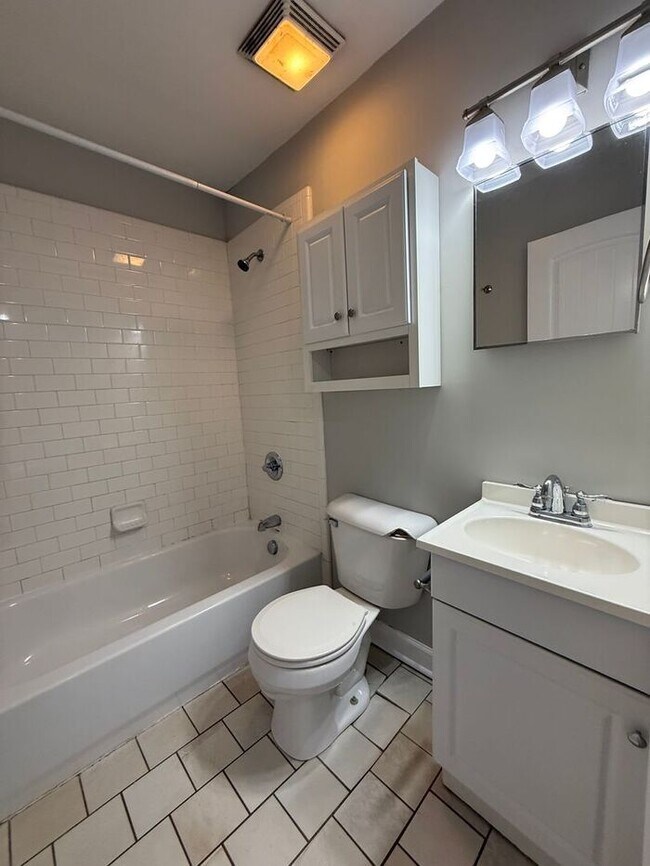 Foto del edificio - Inglewood Duplex Available Now!