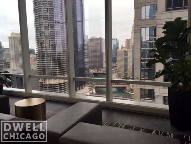 Foto del edificio - 121 W Wacker Dr