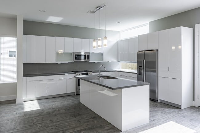 Building Photo - 5416 Robusto Pl
