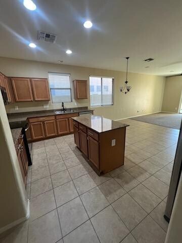 Foto del edificio - 10335 W Robin Ln