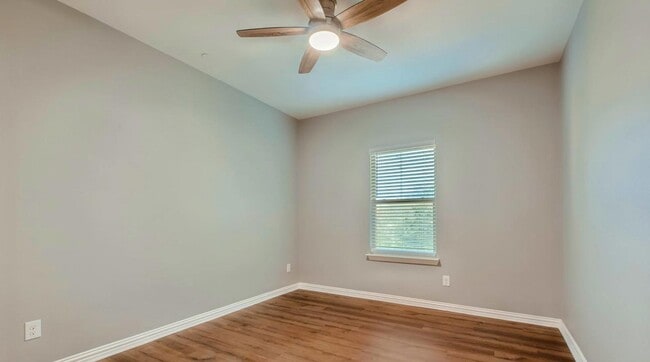 Foto del edificio - Modern 4-Bedroom Sanctuary in a Sought-After Location