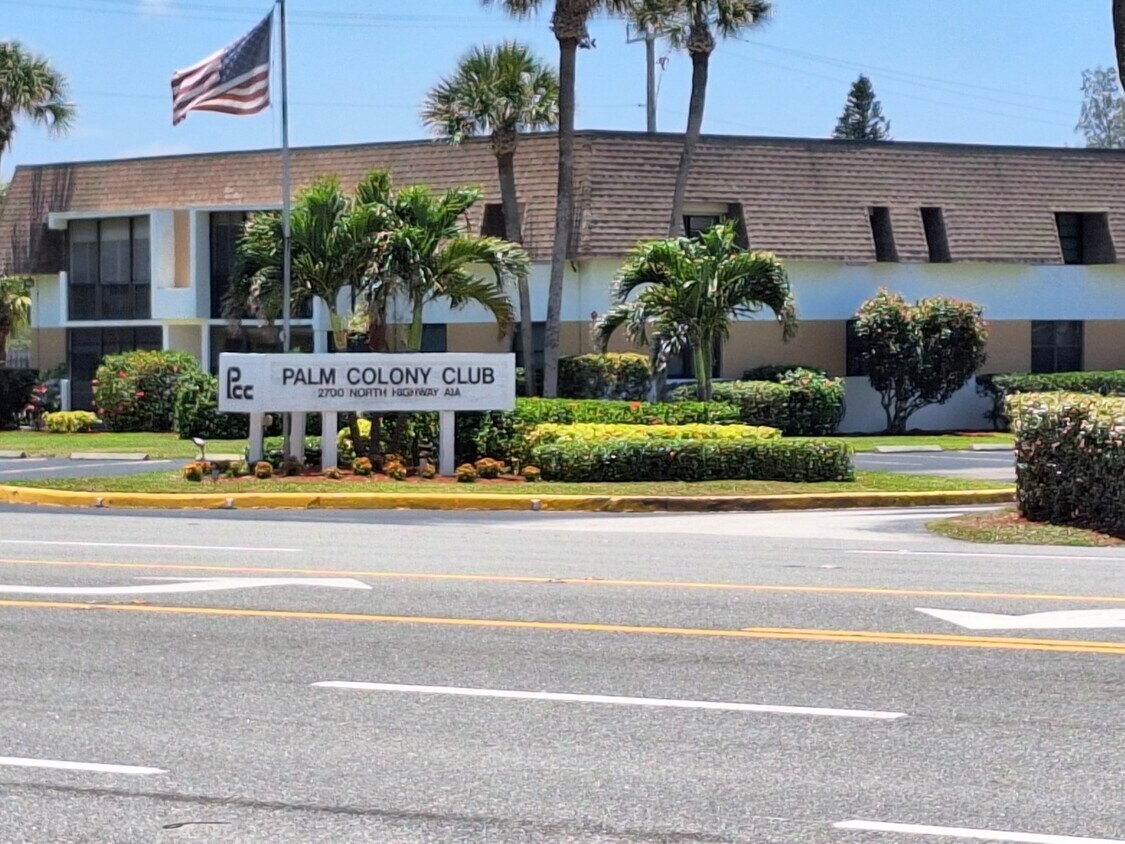 Primary Photo - 2700 N Highway A1A