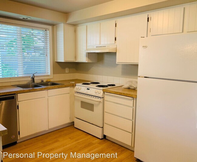 Building Photo - 3 br, 1 bath House - 1419 SE 139th Court