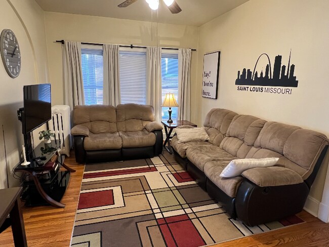 Building Photo - 5354 Murdoch Ave