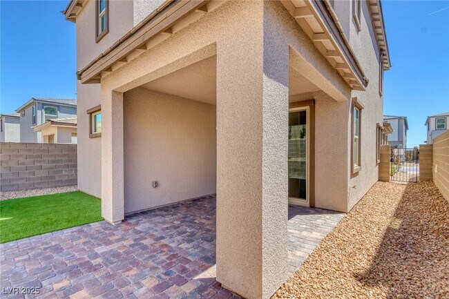 Building Photo - 1561 Crowned Eagle St