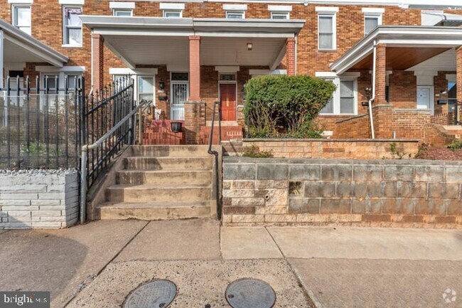 Building Photo - 2818 Mayfield Ave