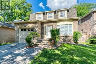 Building Photo - 3065 Silverthorn Dr