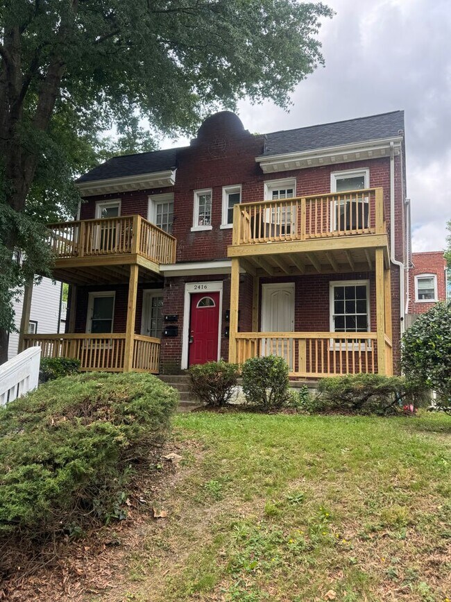 Building Photo - 2416 Barton Ave