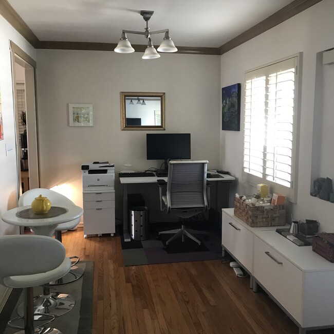Office or Dining Room - 927 20th St