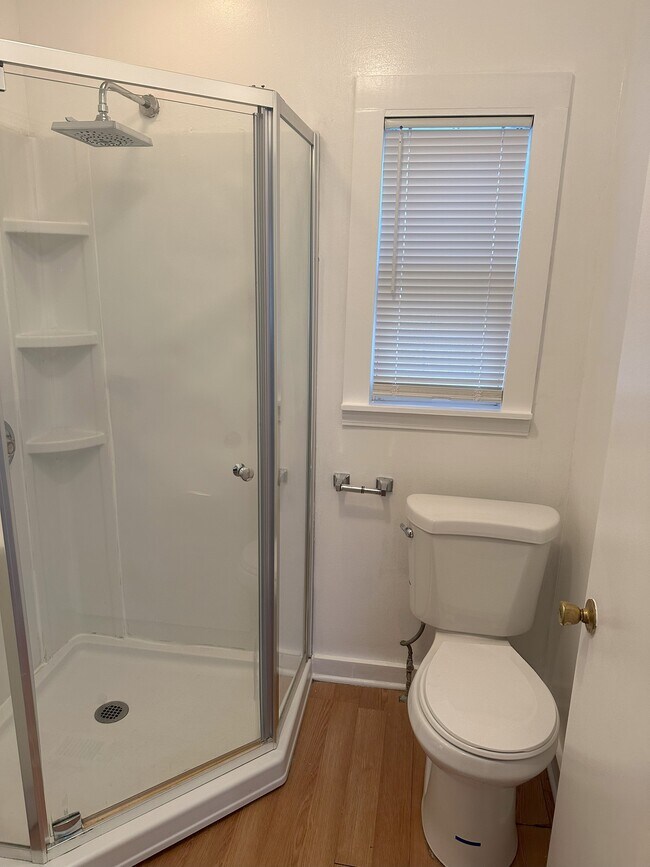 Foto del edificio - 8807 W Becher St