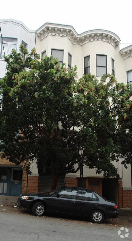 Building Photo - 838-848 Vallejo St