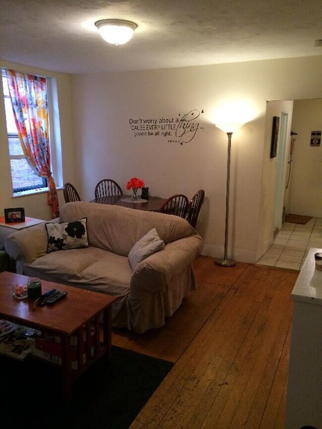 Foto del edificio - HOT FENWAY LISTING!!!!!