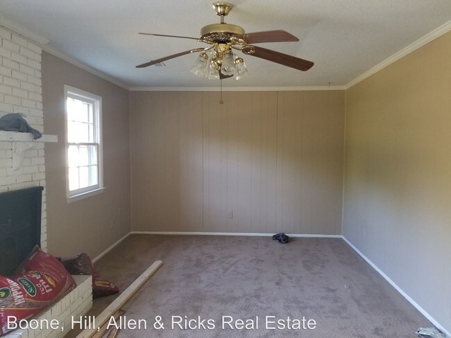 Building Photo - 4 br, 1.5 bath House - 144 Grange Street