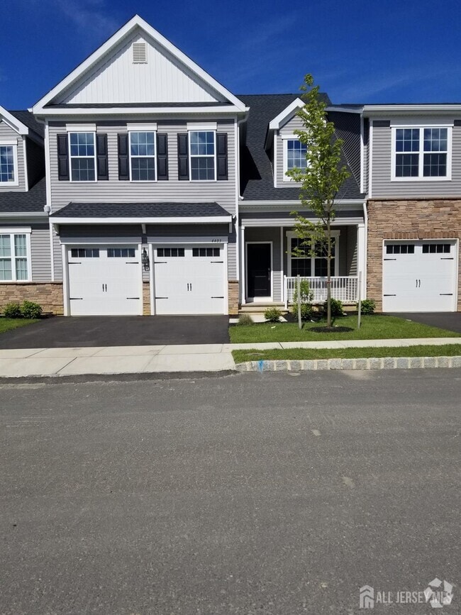 Building Photo - 4403 Thompson Dr
