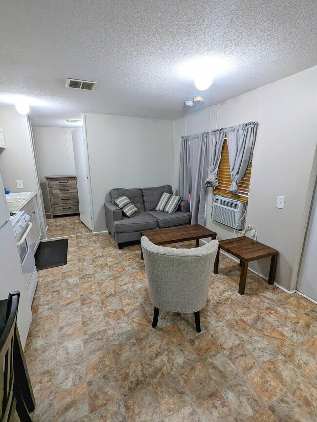 Foto del edificio - 5027 River Road - 36 - Park