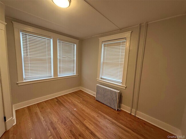 Foto del edificio - 21 Lake St