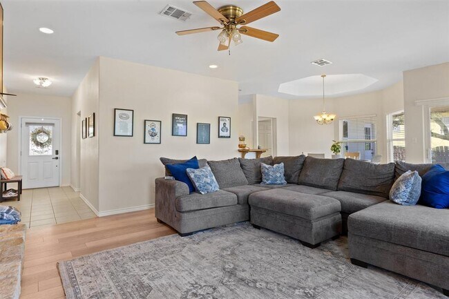 Foto del edificio - 104 Kings Way