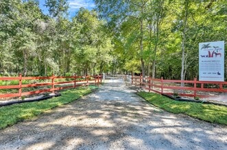 Building Photo - 26768 Dobbin-Huffsmith Rd