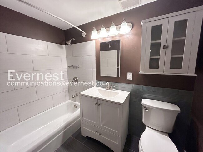 Foto del edificio - 2285 Peachtree Rd NE