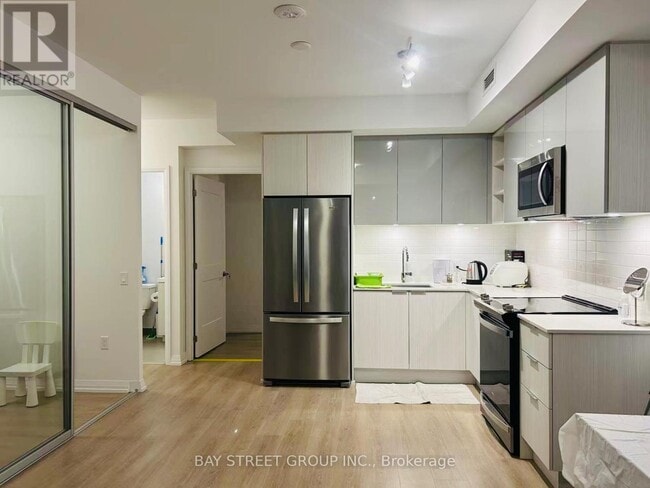 Photo du bâtiment - 25 Holly St