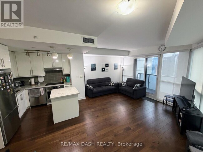 Photo du bâtiment - 1 The Esplanade