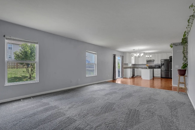 Building Photo - 962 Preble Dr