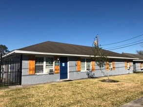 Building Photo - 4403 Tampico St