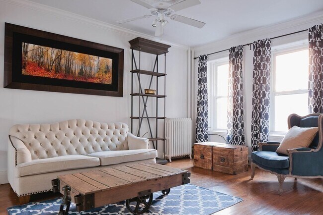 Foto del edificio - 143 Charles St