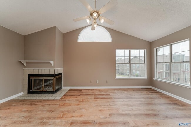 Building Photo - 104 Waters Edge Ln