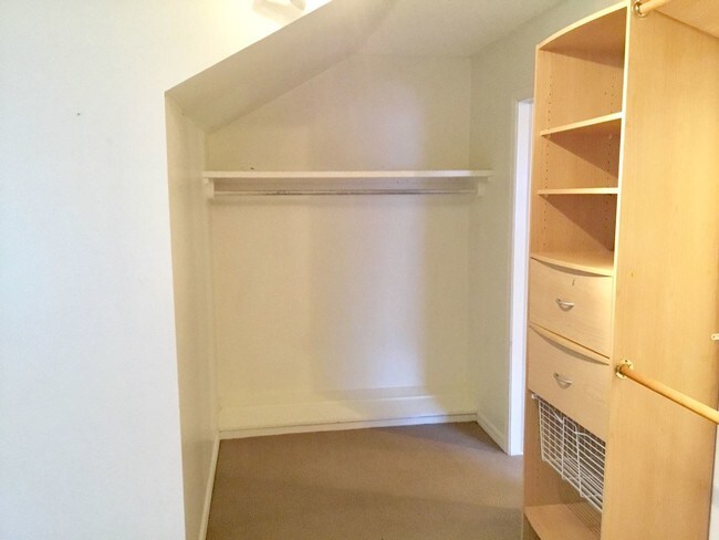 Foto del edificio - 3 br, 2 bath House - 2222 NW 49th St.
