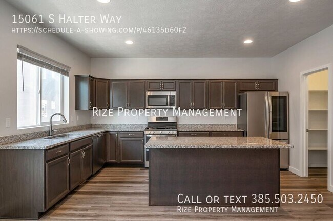 Foto del edificio - 15061 Halter Wy
