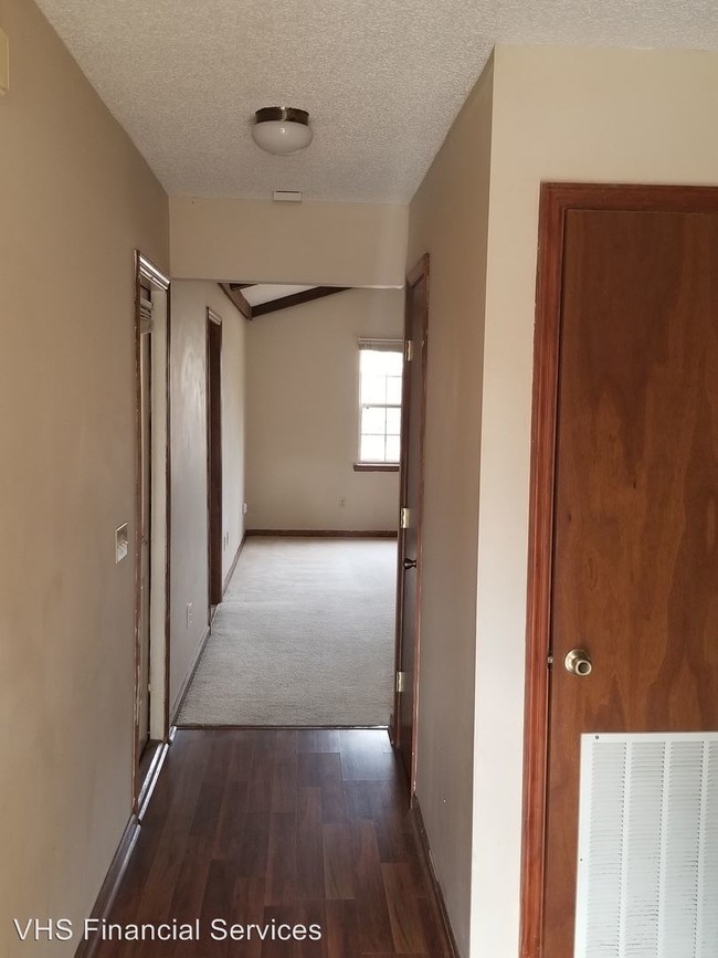 Building Photo - 983 Wedgewood Way