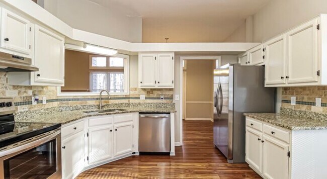 Building Photo - 6507 River Hills Dr